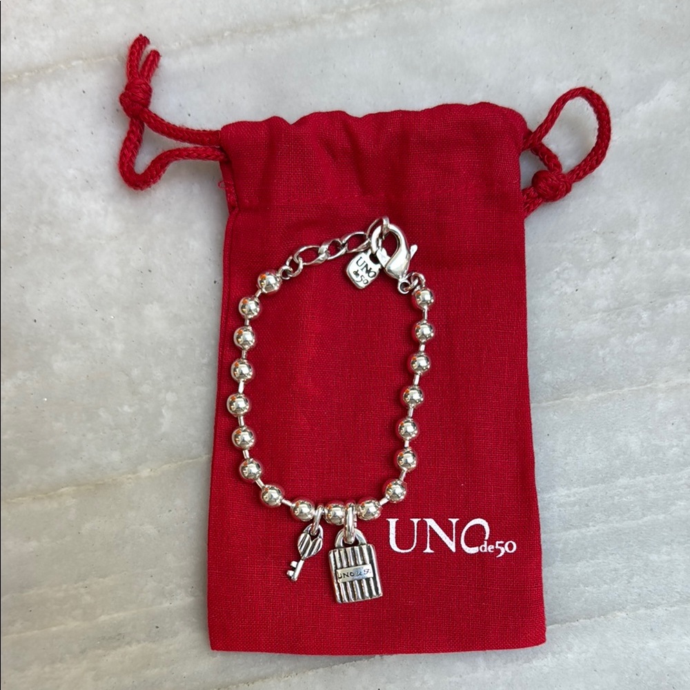 NWOT Uno de 50 lock and key bracelet